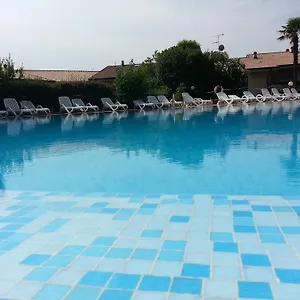 https://lago-residence.it-lombardy.com